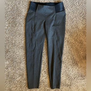 A Pea in the Pod Maternity Pants